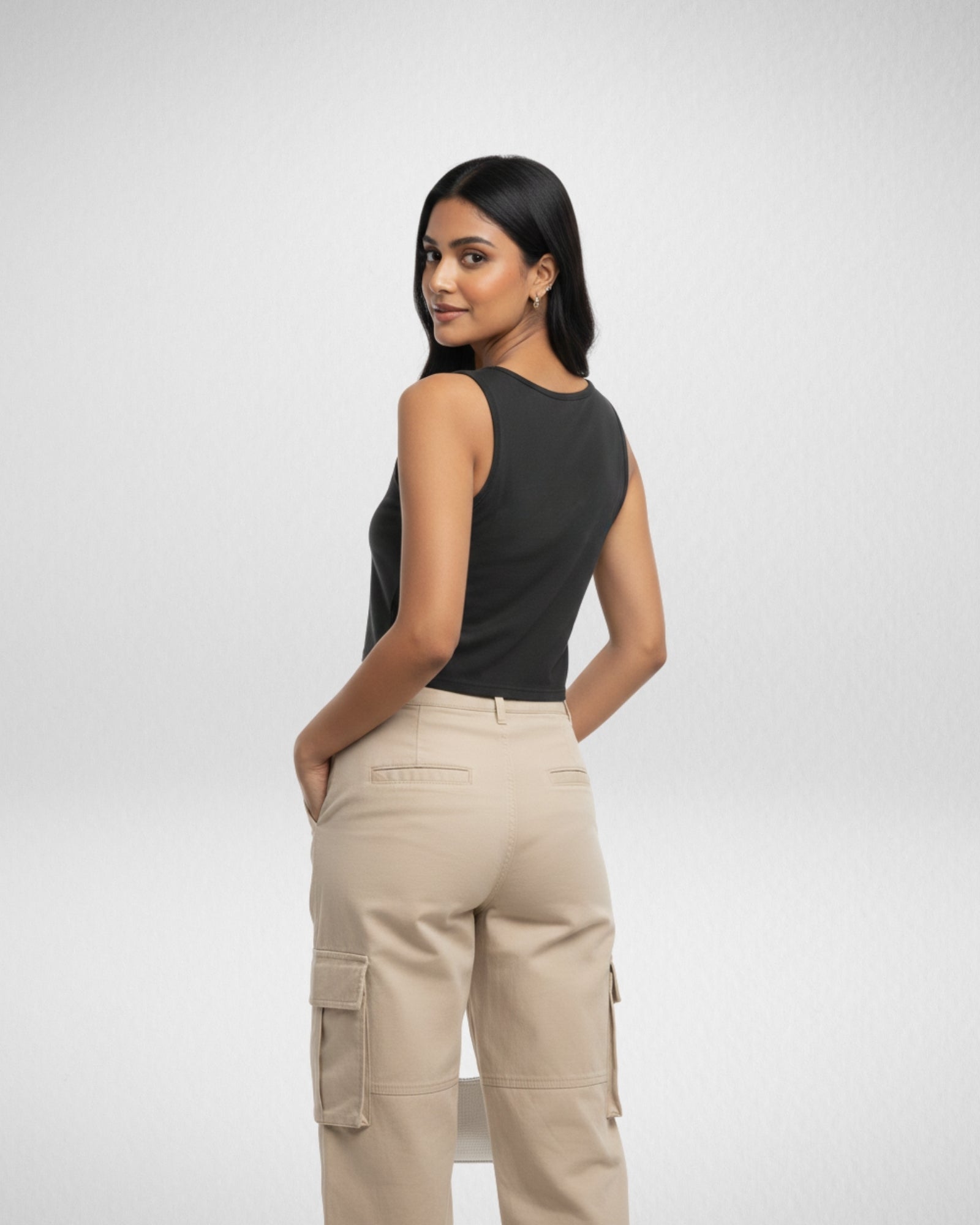 Future Millionaire | Women’s Crop Tank | Black